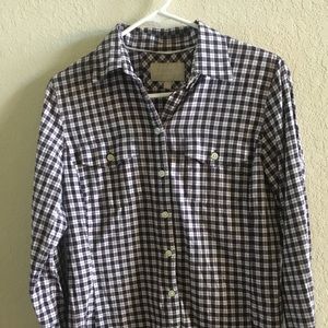 Plaid flannel l/s shirt. Excellent condition. S